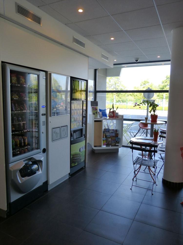 Ibis Budget Tours Nord Exterior photo