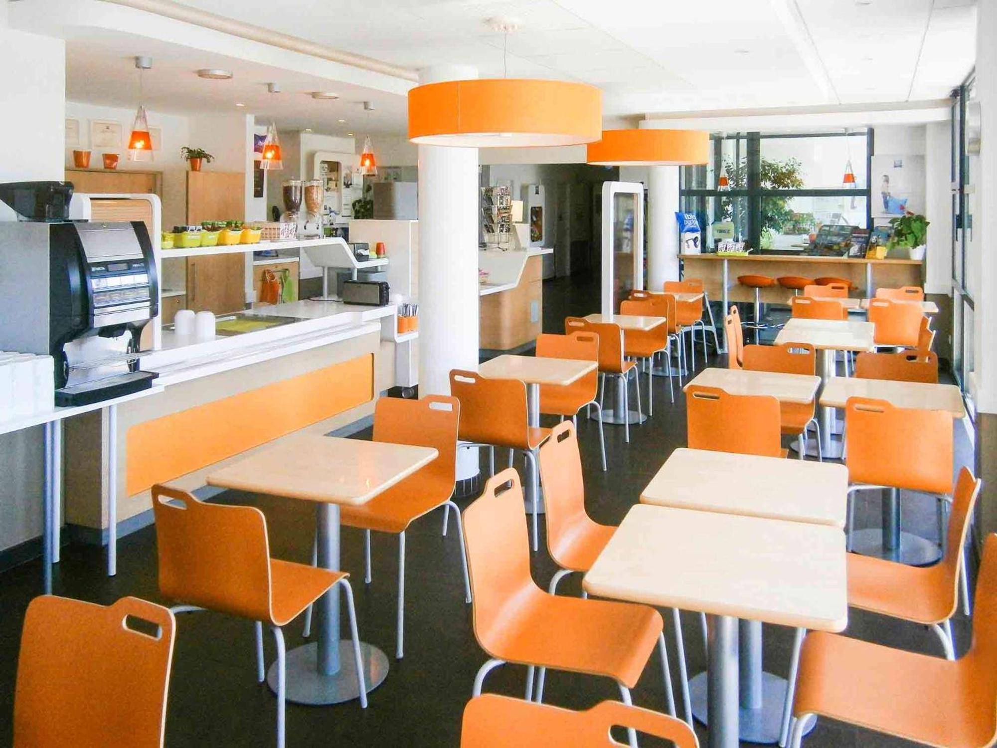 Ibis Budget Tours Nord Exterior photo
