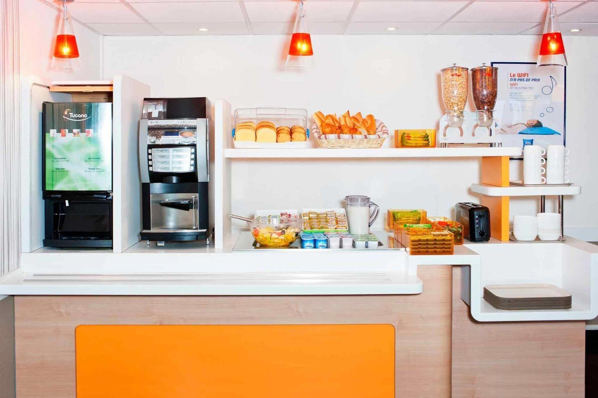 Ibis Budget Tours Nord Exterior photo